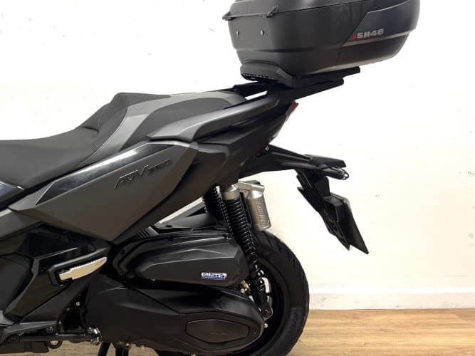 Comprar HONDA ADV 350 2023 de segunda mano HONDA ADV 350 2023 de segunda mano