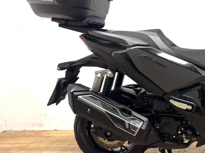 Comprar HONDA ADV 350 2023 de segunda mano HONDA ADV 350 2023 de segunda mano