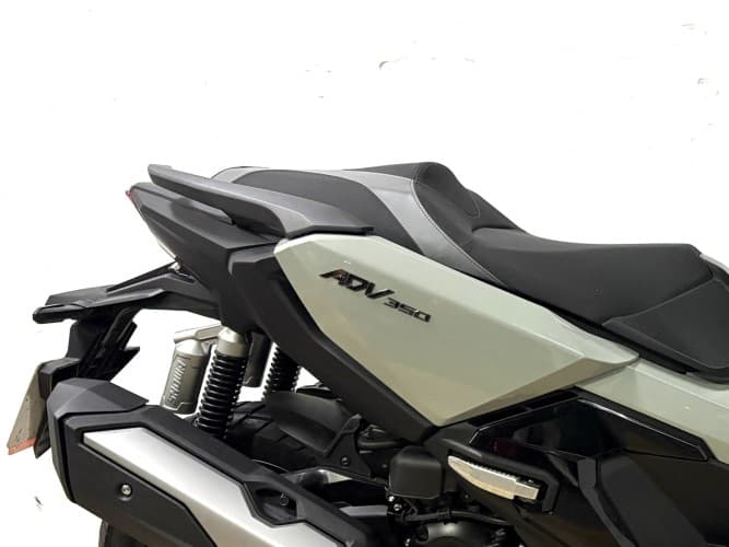 Comprar HONDA ADV 350 2024 de segunda mano HONDA ADV 350 2024 de segunda mano
