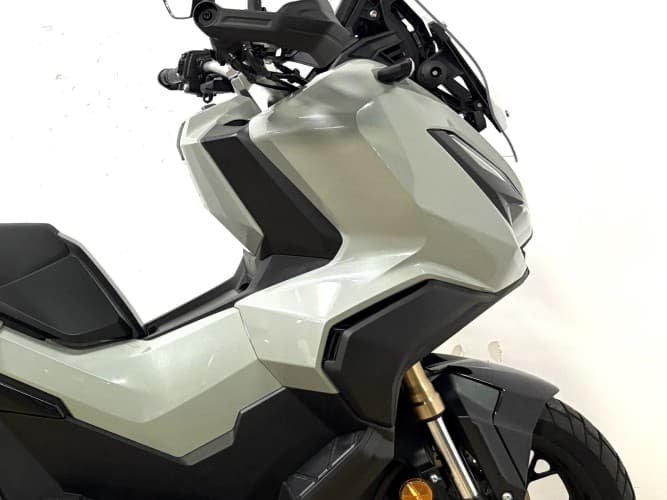 Comprar HONDA ADV 350 2024 de segunda mano HONDA ADV 350 2024 de segunda mano