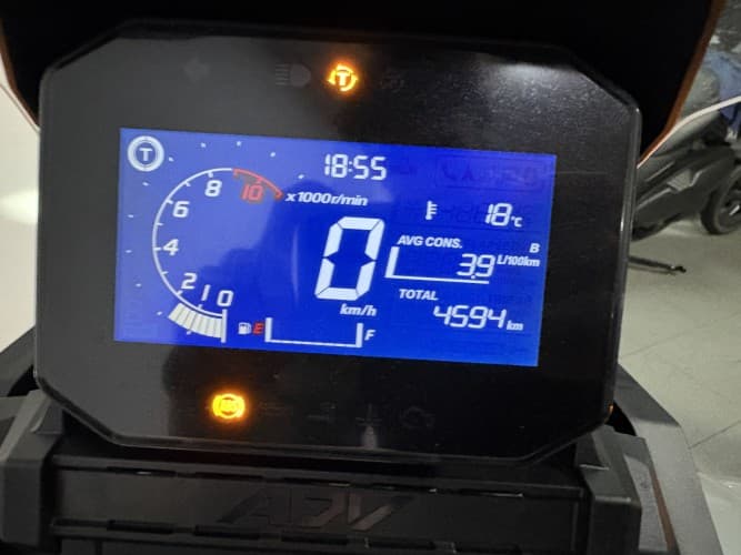 Comprar HONDA ADV 350 2024 de segunda mano HONDA ADV 350 2024 de segunda mano