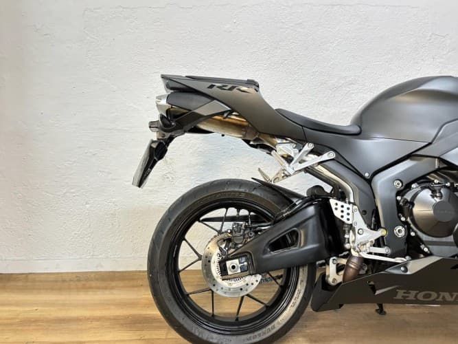Comprar HONDA CBR 600 RR (A) 2025 de segunda mano HONDA CBR 600 RR (A) 2025 de segunda mano