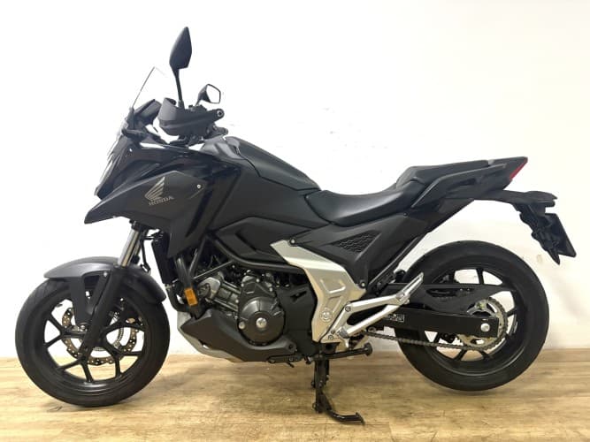 Comprar HONDA NC 750 X DCT (A) 2023 de segunda mano HONDA NC 750 X DCT (A) 2023 de segunda mano