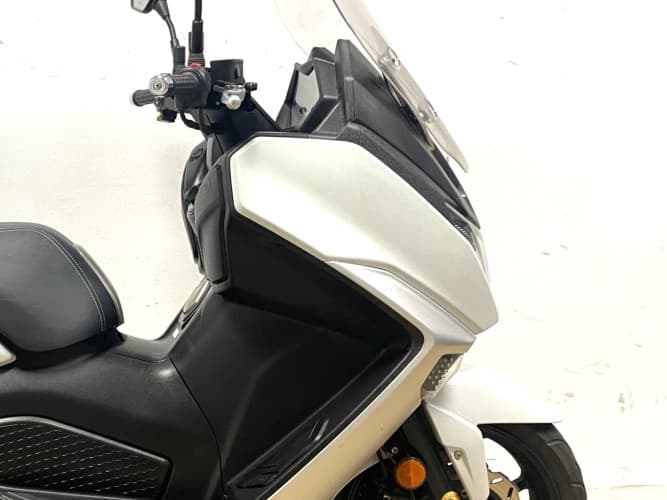 Comprar SYM MAXSYM 400 ABS 2021 de segunda mano SYM MAXSYM 400 ABS 2021 de segunda mano