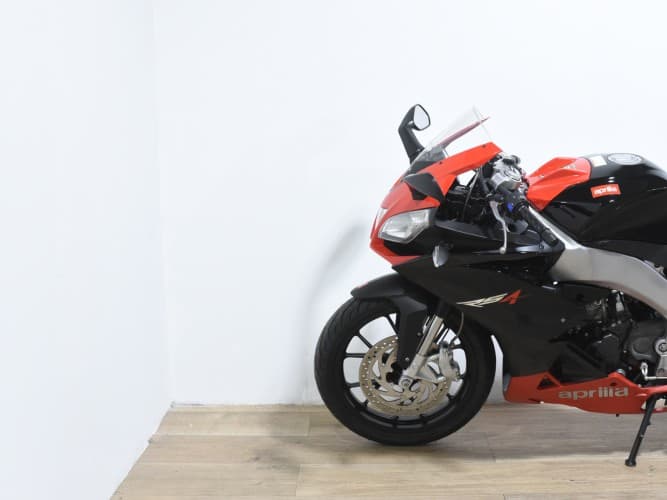 APRILIA RS4 125 2011 de segunda mano