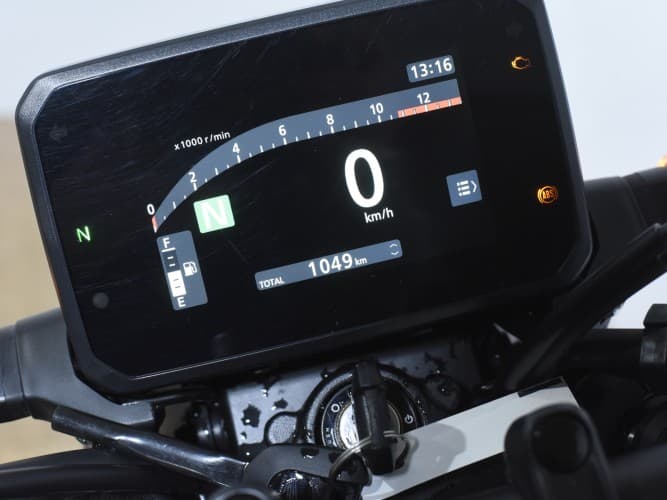 Comprar HONDA CB 125 R 2025 de segunda mano HONDA CB 125 R 2025 de segunda mano