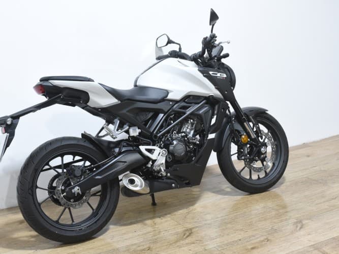 Comprar HONDA CB 125 R 2025 de segunda mano HONDA CB 125 R 2025 de segunda mano