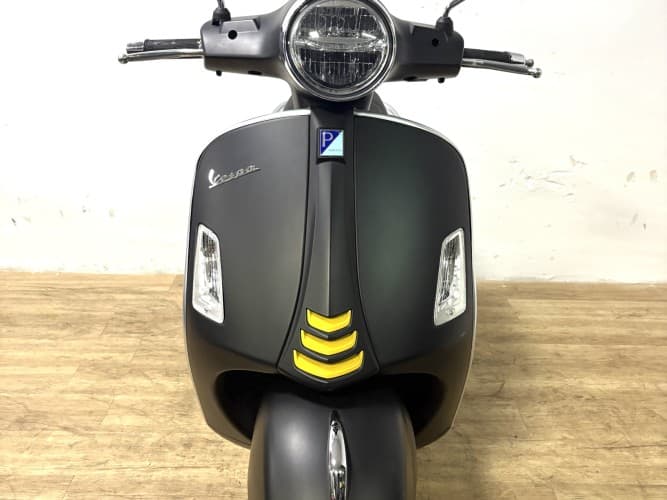 Comprar PIAGGIO VESPA 300 2021 de segunda mano PIAGGIO VESPA 300 2021 de segunda mano