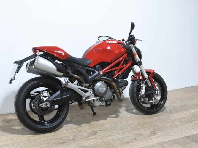 Comprar DUCATI MONSTER 696 DESMO PASADA 2012 de segunda mano DUCATI MONSTER 696 DESMO PASADA 2012 de segunda mano
