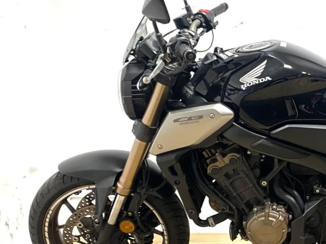 Comprar HONDA CB 650 R (A) 2019 de segunda mano HONDA CB 650 R (A) 2019 de segunda mano