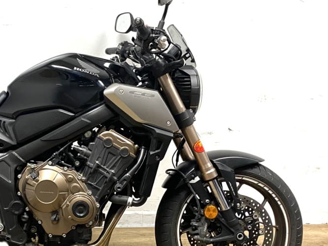 Comprar HONDA CB 650 R (A) 2019 de segunda mano HONDA CB 650 R (A) 2019 de segunda mano