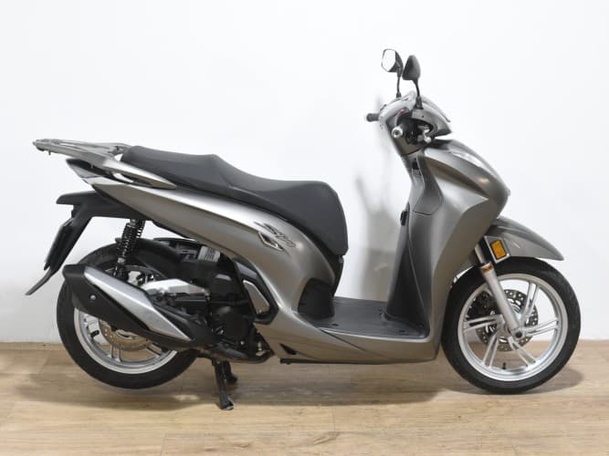 HONDA SH 350I 2021 de segunda mano