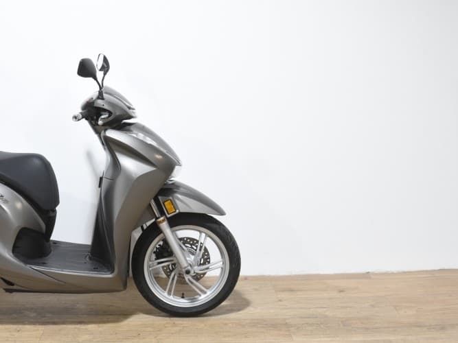 HONDA SH 350I 2021 de segunda mano