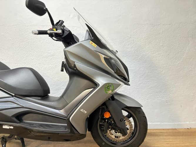 KYMCO SUPER DINK 125 2020 de segunda mano