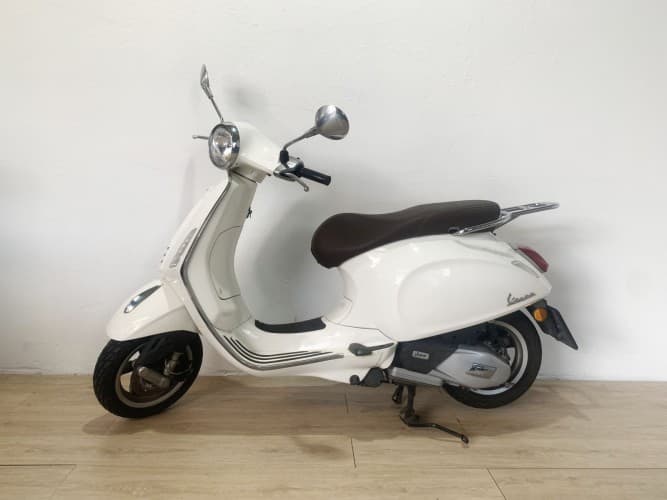 VESPA PRIMAVERA 125 2018 de segunda mano