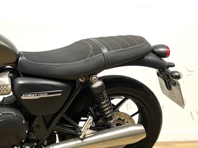 TRIUMPH STREET TWIN (A) 2021 de segunda mano