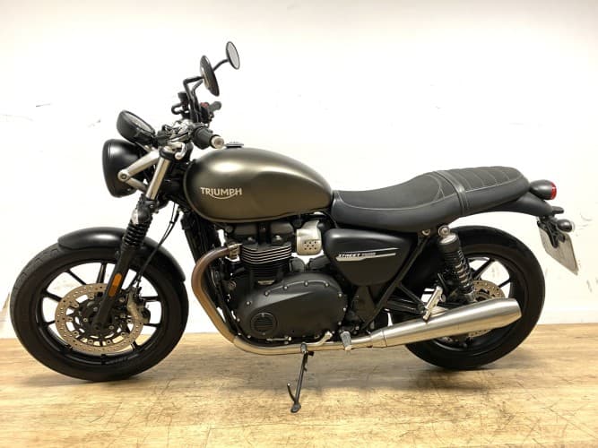 TRIUMPH STREET TWIN (A) 2021 de segunda mano
