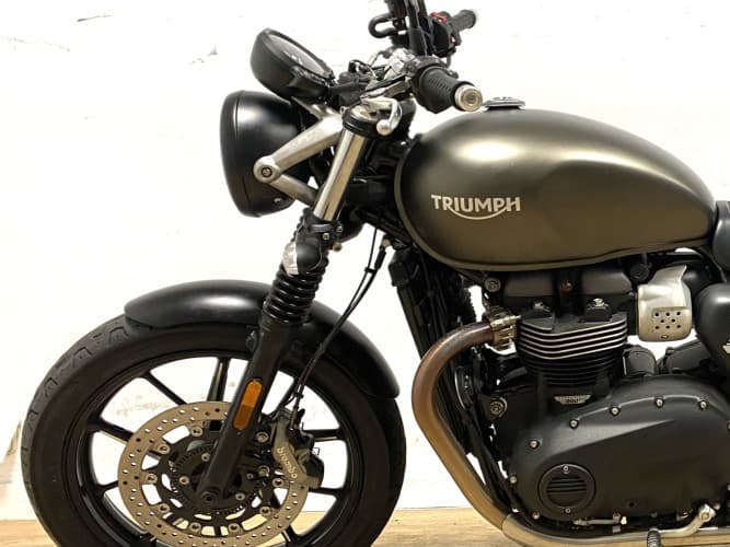 TRIUMPH STREET TWIN (A) 2021 de segunda mano