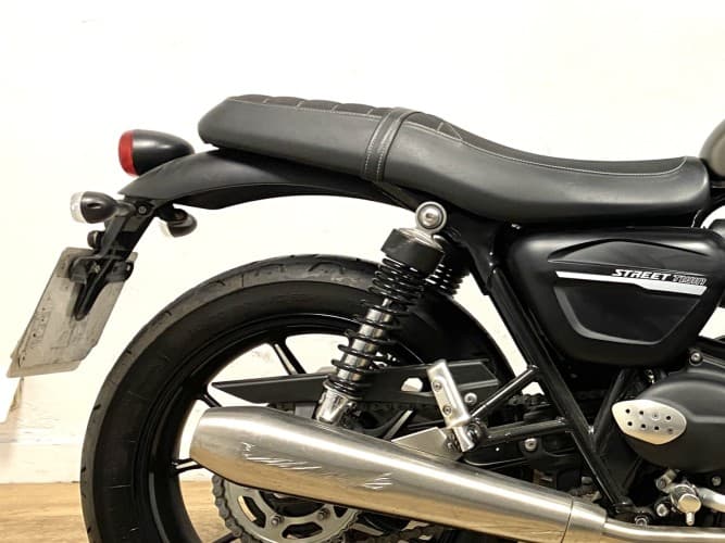 TRIUMPH STREET TWIN (A) 2021 de segunda mano