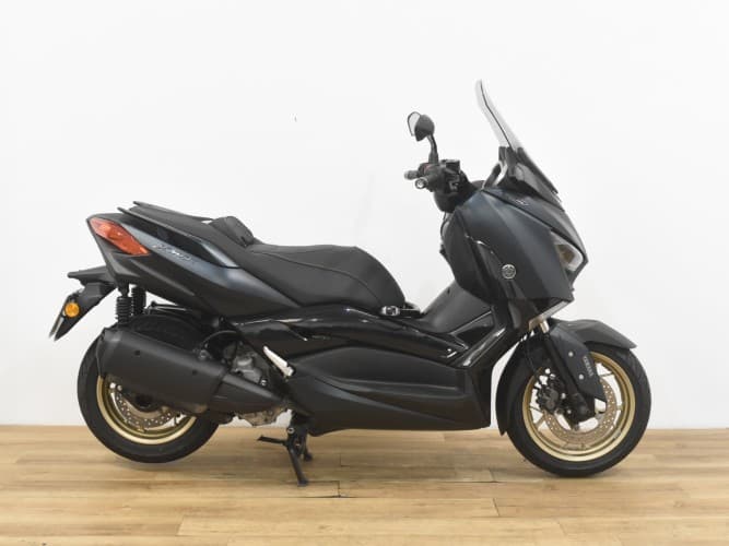 Comprar YAMAHA XMAX 300 2018 de segunda mano YAMAHA XMAX 300 2018 de segunda mano