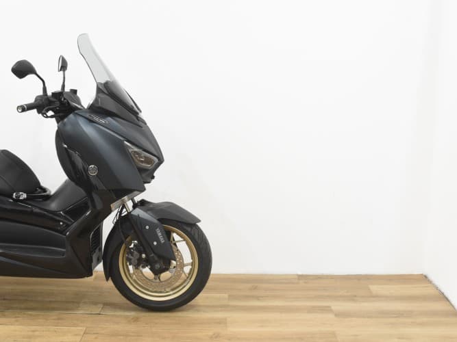 Comprar YAMAHA XMAX 300 2018 de segunda mano YAMAHA XMAX 300 2018 de segunda mano