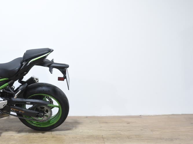 Comprar KAWASAKI Z 900 (e)(A2) 2024 de segunda mano KAWASAKI Z 900 (e)(A2) 2024 de segunda mano