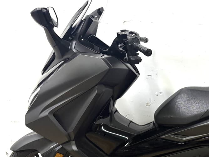 HONDA FORZA 350 2024 de segunda mano