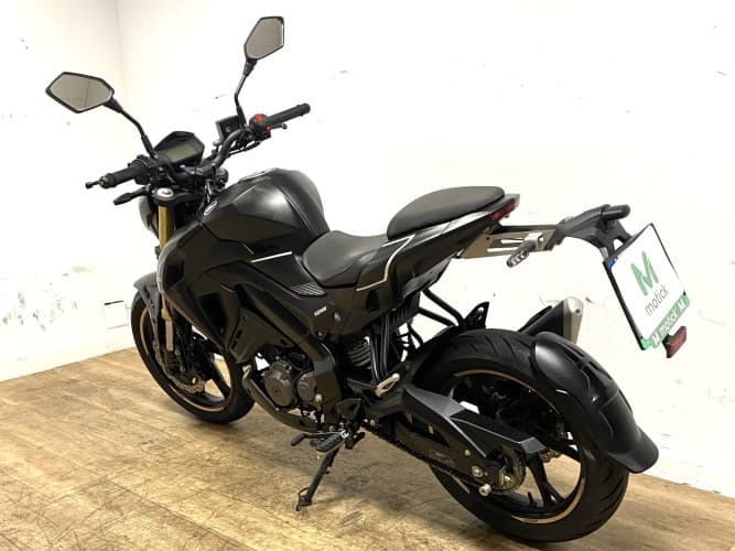 Comprar KEEWAY RKF 125 2022 de segunda mano KEEWAY RKF 125 2022 de segunda mano