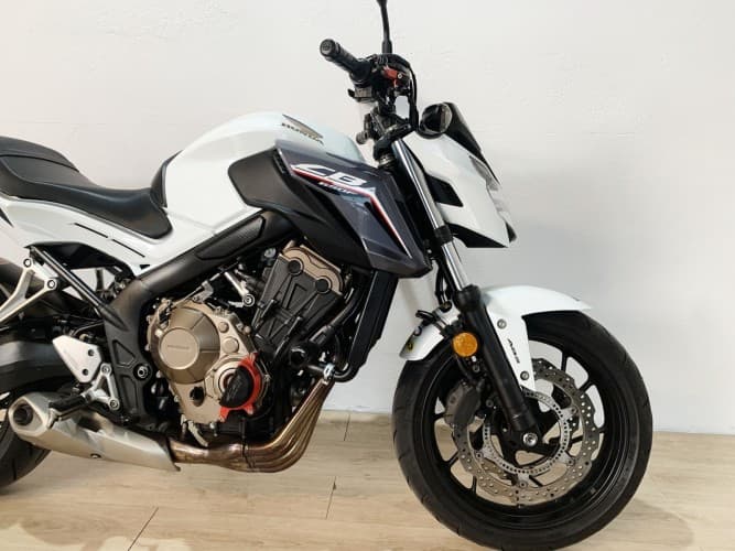 Comprar HONDA CB 650 F (A) 2018 de segunda mano HONDA CB 650 F (A) 2018 de segunda mano