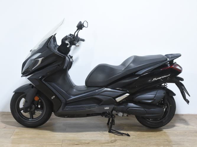 Comprar KYMCO SUPER DINK 125 2018 de segunda mano KYMCO SUPER DINK 125 2018 de segunda mano