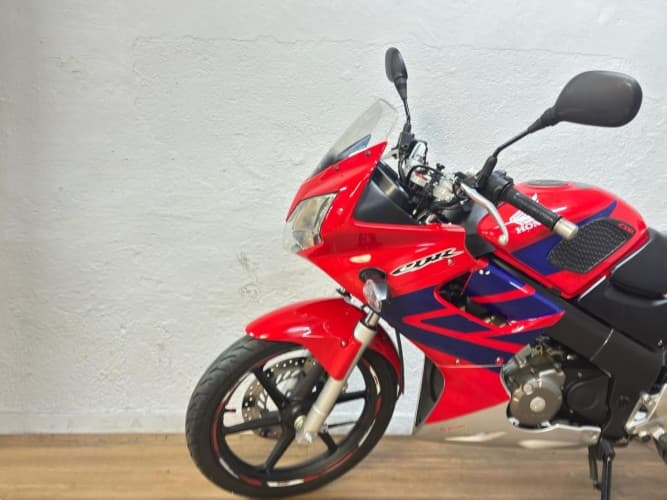 HONDA CBR 125 R (LEO VINCE HOMOLG.) 2007 de segunda mano
