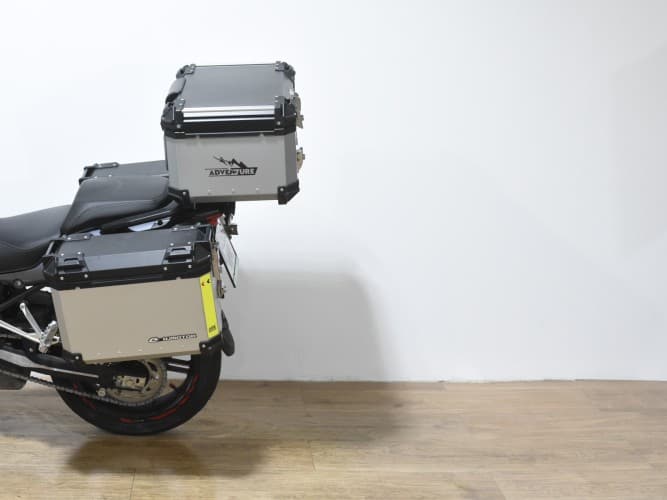 QJMOTOR SRT 700 (A)(TRES MALETAS) 2024 de segunda mano