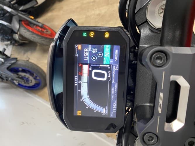 HONDA CB 1000 R 2023 de segunda mano