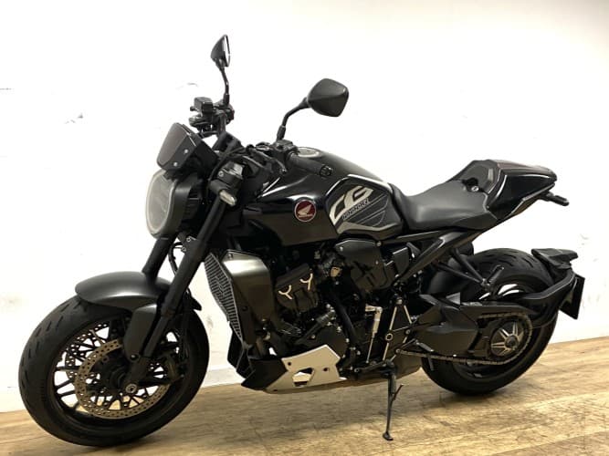 HONDA CB 1000 R 2023 de segunda mano