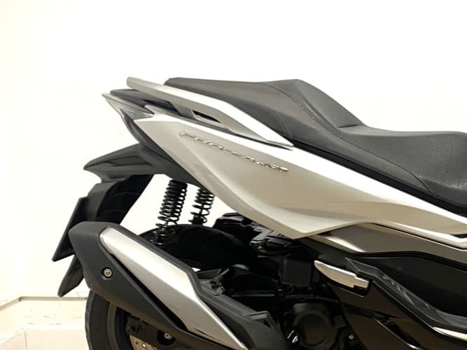 Comprar HONDA FORZA 350 2021 de segunda mano HONDA FORZA 350 2021 de segunda mano
