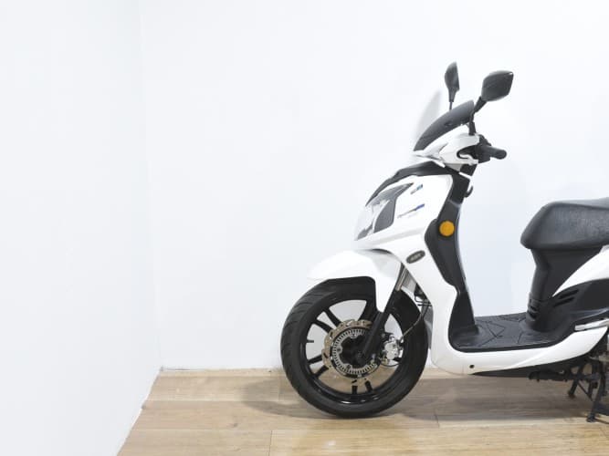 SYM SYMPHONY 125 SR ABS 2024 de segunda mano