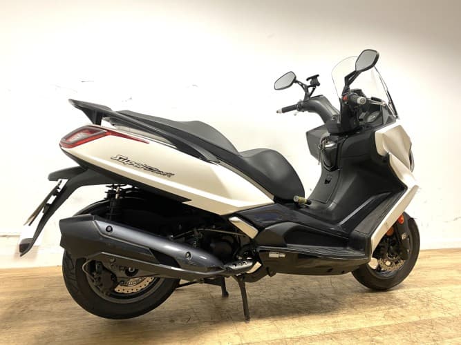 KYMCO SUPER DINK 350 2021 de segunda mano