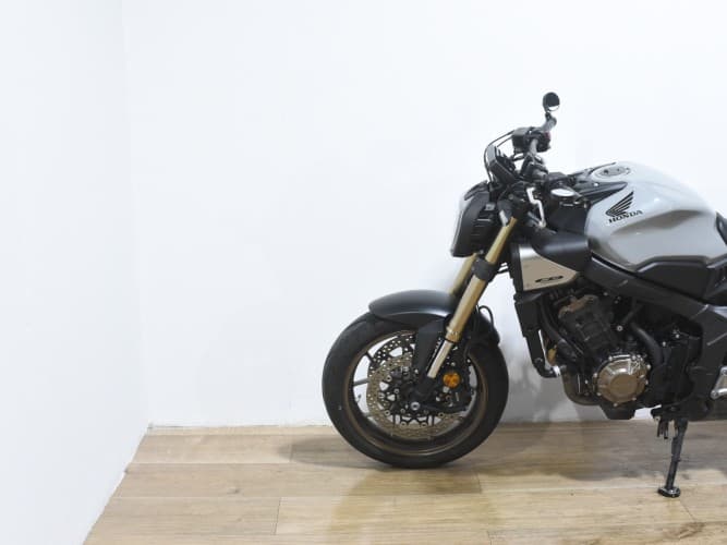 HONDA CB 650 R (A2) 2024 de segunda mano