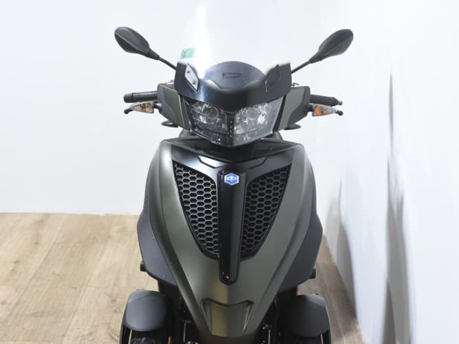 PIAGGIO MP3 YOURBAN 300 LT 2019 de segunda mano