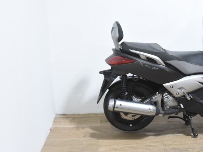 YAMAHA XMAX 250 2011 de segunda mano