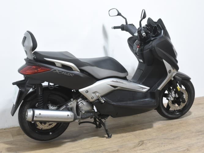 YAMAHA XMAX 250 2011 de segunda mano