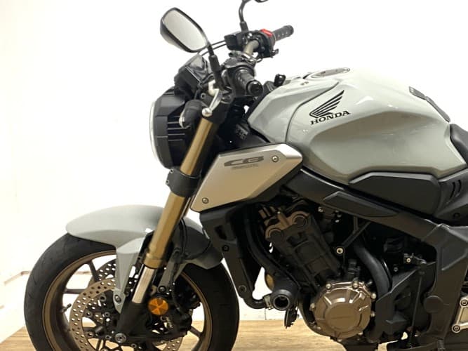 Comprar HONDA CB 650 R 2021 de segunda mano HONDA CB 650 R 2021 de segunda mano