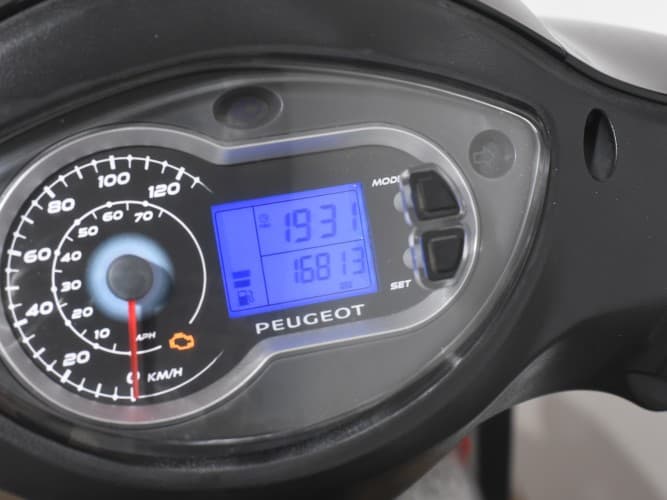 PEUGEOT PEUGEOT TWEET 125 2022 de segunda mano