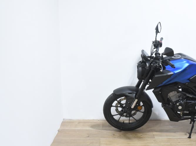 HONDA CB 125 R 2025 de segunda mano