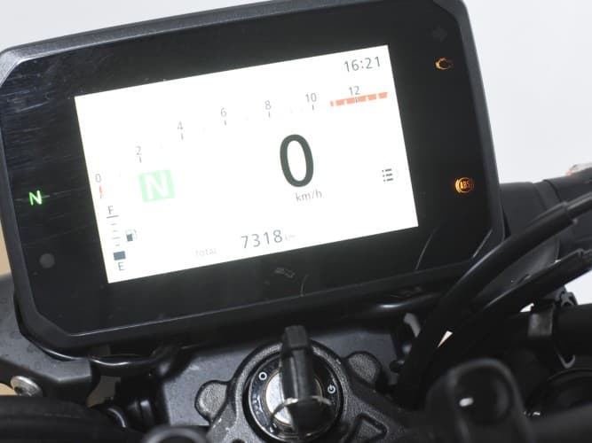 HONDA CB 125 R 2025 de segunda mano