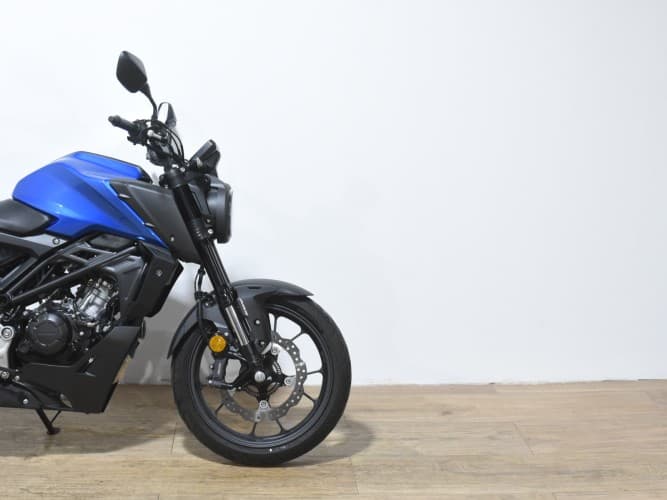 HONDA CB 125 R 2025 de segunda mano