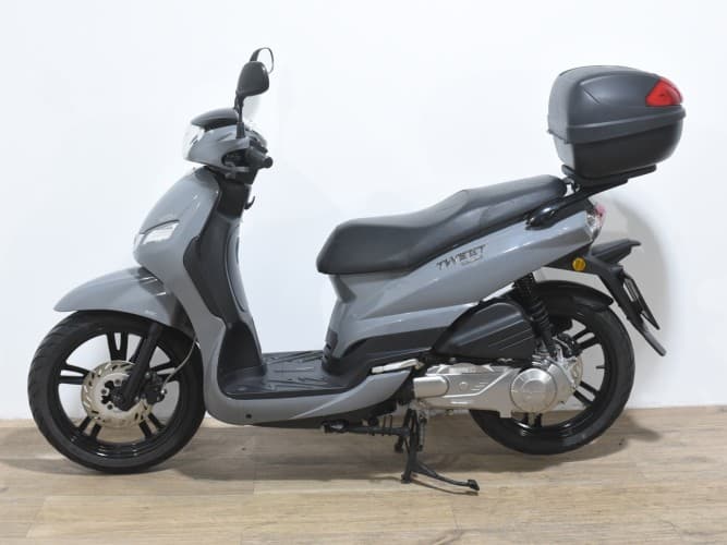 PEUGEOT PEUGEOT TWEET 125 2023 de segunda mano