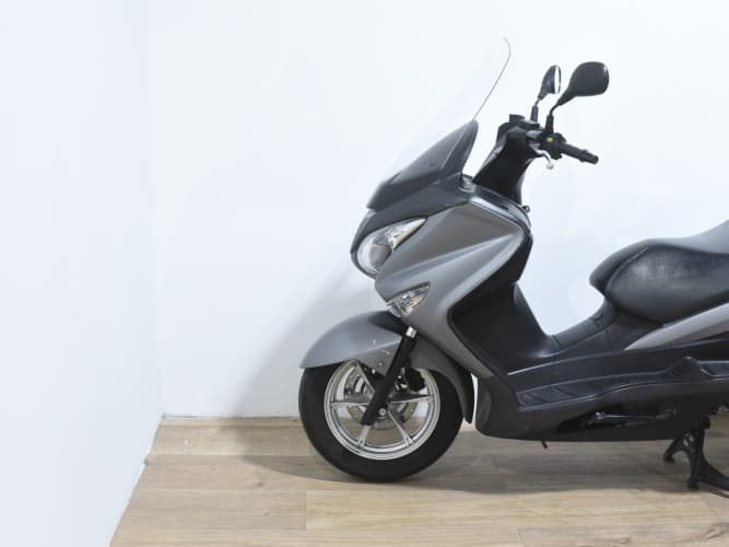 SUZUKI BURGMAN 200 2016 de segunda mano