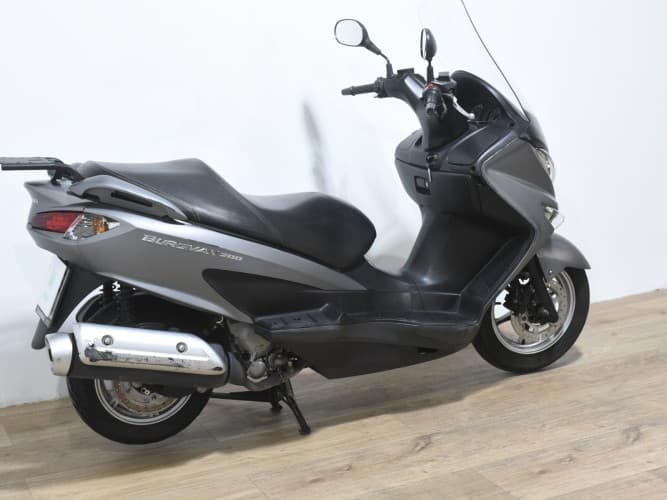 SUZUKI BURGMAN 200 2016 de segunda mano