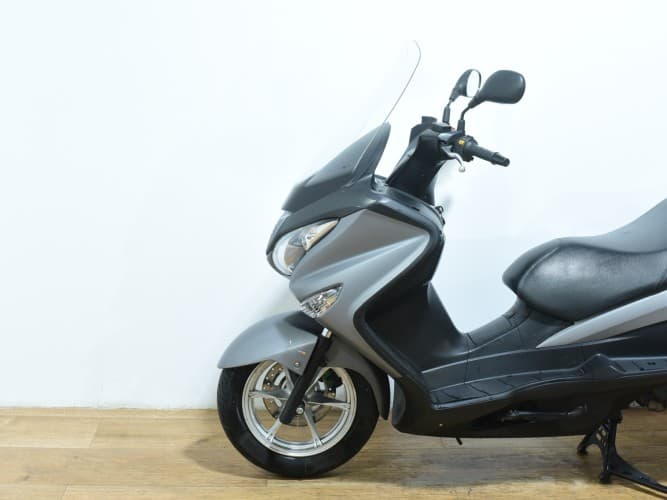 SUZUKI BURGMAN 200 2016 de segunda mano